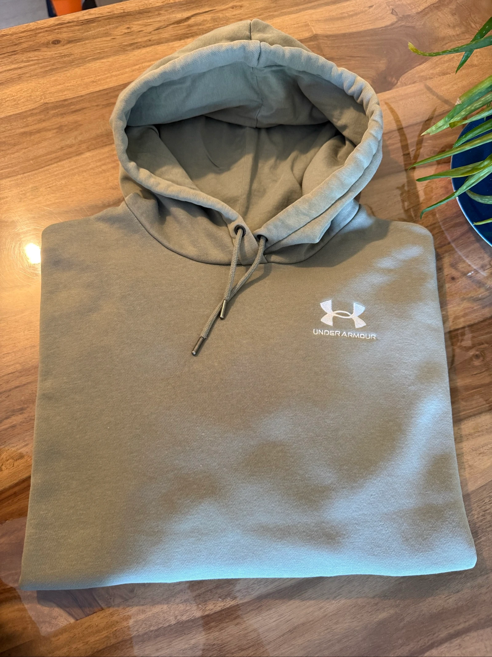 Under Armour men's oversized khaki sage green hoodie – photo 3